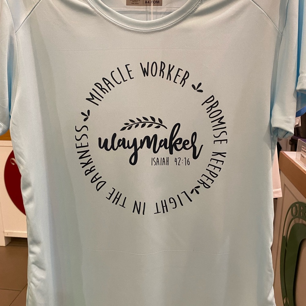 BNWOT Custom Dri Fit Shirt